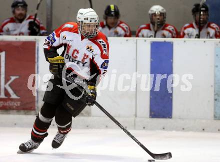 Eishockey Kaerntner Liga Division 2 Ost. HCP Pubersdorf gegen WSG Wietersdorf. Peter Sprachmann (Pubersdorf). Voelkermarkt, am 12.12.2015.
Foto: Kuess
---
pressefotos, pressefotografie, kuess, qs, qspictures, sport, bild, bilder, bilddatenbank