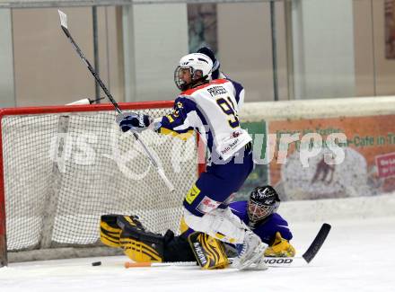 Eishockey Kaerntner Landesklasse Ost. KHC Kappler Club gegen Friesacher AC II.  Torjubel Alexander Prasser,  (Kappel). Althofen, am 12.12.2015.
Foto: Kuess
---
pressefotos, pressefotografie, kuess, qs, qspictures, sport, bild, bilder, bilddatenbank