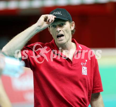 Volleyball Bundesliga. VBK Woerthersee Loewen Klagenfurt gegen SK Posojilnica Aich/Dob. Trainer Christoph Boyd (Woerthersee Loewen). Klagenfurt, am 12.12.2015.
Foto: Kuess
---
pressefotos, pressefotografie, kuess, qs, qspictures, sport, bild, bilder, bilddatenbank