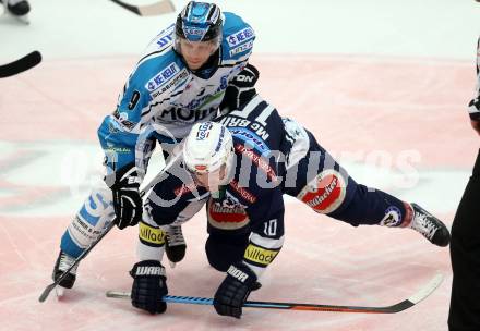 EBEL. Eishockey Bundesliga. EC VSV gegen EHC Liwest Black Wings Linz. Brock McBride,  (VSV), Jason Ulmer (Linz). Villach, am 13.12.2015.
Foto: Kuess 


---
pressefotos, pressefotografie, kuess, qs, qspictures, sport, bild, bilder, bilddatenbank