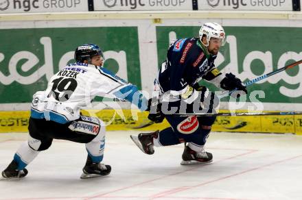 EBEL. Eishockey Bundesliga. EC VSV gegen EHC Liwest Black Wings Linz. Ziga Pance,  (VSV), Andrew Jacob Kozek (Linz). Villach, am 13.12.2015.
Foto: Kuess 


---
pressefotos, pressefotografie, kuess, qs, qspictures, sport, bild, bilder, bilddatenbank