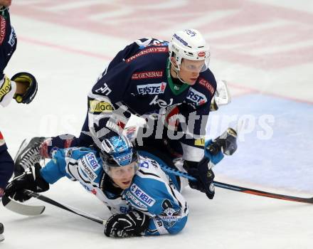 EBEL. Eishockey Bundesliga. EC VSV gegen EHC Liwest Black Wings Linz. Nico Brunner, (VSV),  Jason Ulmer (Linz). Villach, am 13.12.2015.
Foto: Kuess 


---
pressefotos, pressefotografie, kuess, qs, qspictures, sport, bild, bilder, bilddatenbank