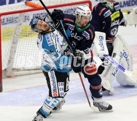 EBEL. Eishockey Bundesliga. EC VSV gegen EHC Liwest Black Wings Linz. Florian Muehlstein, (VSV),  Brett McLean (Linz). Villach, am 13.12.2015.
Foto: Kuess 


---
pressefotos, pressefotografie, kuess, qs, qspictures, sport, bild, bilder, bilddatenbank