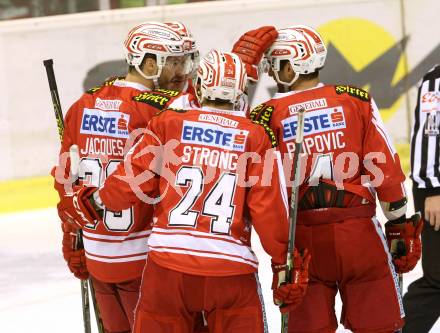 EBEL. Eishockey Bundesliga. KAC gegen 	UPC Vienna Capitals. Torjubel (KAC). Klagenfurt, am 13.12.2015.
Foto: Kuess

---
pressefotos, pressefotografie, kuess, qs, qspictures, sport, bild, bilder, bilddatenbank