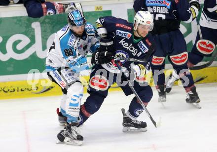 EBEL. Eishockey Bundesliga. EC VSV gegen EHC Liwest Black Wings Linz. Stefan Bacher,  (VSV), Dan Dasilva (Linz). Villach, am 13.12.2015.
Foto: Kuess 


---
pressefotos, pressefotografie, kuess, qs, qspictures, sport, bild, bilder, bilddatenbank