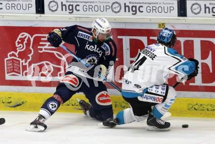 EBEL. Eishockey Bundesliga. EC VSV gegen EHC Liwest Black Wings Linz. Ziga Pance,  (VSV), Olivier Latendresse (Linz). Villach, am 15.12.2015.
Foto: Kuess 


---
pressefotos, pressefotografie, kuess, qs, qspictures, sport, bild, bilder, bilddatenbank