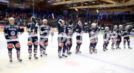 EBEL. Eishockey Bundesliga. EC VSV gegen EHC Liwest Black Wings Linz. Jubel (VSV). Villach, am 15.12.2015.
Foto: Kuess 


---
pressefotos, pressefotografie, kuess, qs, qspictures, sport, bild, bilder, bilddatenbank