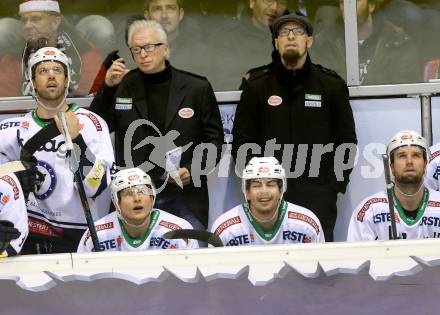 EBEL. Eishockey Bundesliga. KAC gegen 	VSV. Trainer Greg Holst, Co Trainer Markus Peintner (VSV). Klagenfurt, am 20.12.2015.
Foto: Kuess

---
pressefotos, pressefotografie, kuess, qs, qspictures, sport, bild, bilder, bilddatenbank