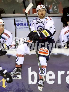 EBEL. Eishockey Bundesliga. KAC gegen 	VSV. Dustin Johner (VSV). Klagenfurt, am 20.12.2015.
Foto: Kuess

---
pressefotos, pressefotografie, kuess, qs, qspictures, sport, bild, bilder, bilddatenbank