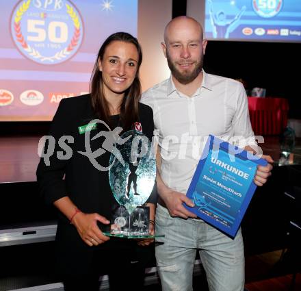 Sportgala. Nacht des Sports. Ehrung Sportler des Jahres. Lara Vadlau, Daniel Mesotitsch. Velden, 22.12.2015.
Foto: Kuess 
---
pressefotos, pressefotografie, kuess, qs, qspictures, sport, bild, bilder, bilddatenbank