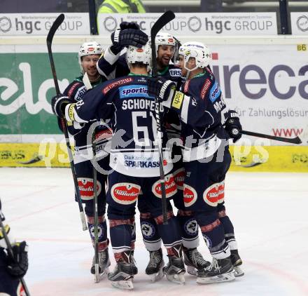 EBEL. Eishockey Bundesliga. EC VSV gegen Fehervar AV 19. torjubel (VSV). Villach, am 22.12.2015.
Foto: Kuess 


---
pressefotos, pressefotografie, kuess, qs, qspictures, sport, bild, bilder, bilddatenbank