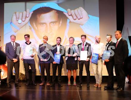 Sportgala. Nacht des Sports. Ehrung Sportler des Jahres. Peter Kaiser, Niko Resch, Markus Ragger, Albin Ouschan, Margret, Mutter von Matthias Mayer, Philipp Orter, Daniel Mesotitsch, Marco Haller, Peter Gauper. Velden, 22.12.2015.
Foto: Kuess 
---
pressefotos, pressefotografie, kuess, qs, qspictures, sport, bild, bilder, bilddatenbank