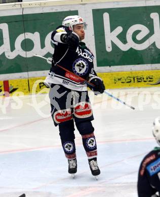 EBEL. Eishockey Bundesliga. EC VSV gegen Fehervar AV 19. Torjubel Brock McBride (VSV). Villach, am 22.12.2015.
Foto: Kuess 


---
pressefotos, pressefotografie, kuess, qs, qspictures, sport, bild, bilder, bilddatenbank