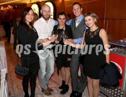 Sportgala. Nacht des Sports. Ehrung Sportler des Jahres. Dunja Zdouc, Daniel Mesotitsch, Pia Meschik, Gerhard Schmid mit Freundin. Velden, 22.12.2015.
Foto: Kuess 
---
pressefotos, pressefotografie, kuess, qs, qspictures, sport, bild, bilder, bilddatenbank