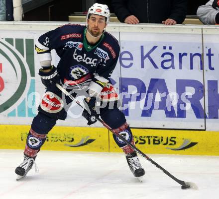 EBEL. Eishockey Bundesliga. EC VSV gegen Dornbirner Eishockey Club. Eric Hunter (VSV). Villach, am 30.12.2015.
Foto: Kuess 


---
pressefotos, pressefotografie, kuess, qs, qspictures, sport, bild, bilder, bilddatenbank