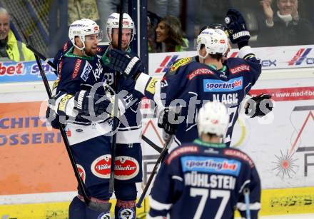 EBEL. Eishockey Bundesliga. EC VSV gegen Dornbirner Eishockey Club. Torjubel Ziga Pance, Matt Kelly, Adis Alagic, Florian Muehlstein (VSV). Villach, am 30.12.2015.
Foto: Kuess 


---
pressefotos, pressefotografie, kuess, qs, qspictures, sport, bild, bilder, bilddatenbank