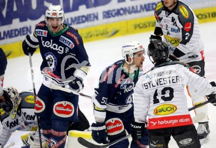 EBEL. Eishockey Bundesliga. EC VSV gegen Dornbirner Eishockey Club. Torjubel Eric Hunter, Miha Verlic (VSV). Villach, am 30.12.2015.
Foto: Kuess 


---
pressefotos, pressefotografie, kuess, qs, qspictures, sport, bild, bilder, bilddatenbank