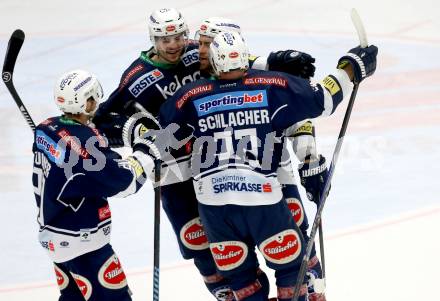 EBEL. Eishockey Bundesliga. EC VSV gegen Dornbirner Eishockey Club. Torjubel Eric Hunter, Markus Schlacher, Nico Brunner, Miha Verlic (VSV). Villach, am 30.12.2015.
Foto: Kuess 


---
pressefotos, pressefotografie, kuess, qs, qspictures, sport, bild, bilder, bilddatenbank