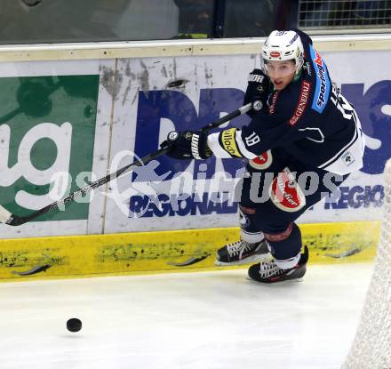 EBEL. Eishockey Bundesliga. EC VSV gegen Dornbirner Eishockey Club. Valentin Leiler (VSV). Villach, am 30.12.2015.
Foto: Kuess 


---
pressefotos, pressefotografie, kuess, qs, qspictures, sport, bild, bilder, bilddatenbank