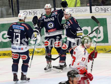 EBEL. Eishockey Bundesliga. EC VSV gegen HCB Suedtirol. Torjubel Dustin Johner, Ziga Pance, Ryan McKiernan (VSV). Villach, am 1.1.2016.
Foto: Kuess 


---
pressefotos, pressefotografie, kuess, qs, qspictures, sport, bild, bilder, bilddatenbank