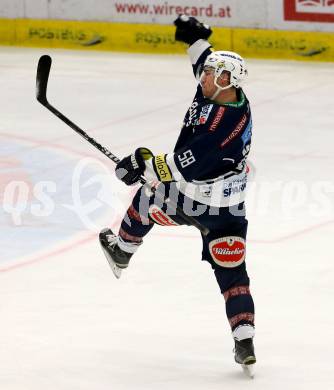 EBEL. Eishockey Bundesliga. EC VSV gegen HCB Suedtirol. Torjubel Ryan McKiernan (VSV). Villach, am 1.1.2016.
Foto: Kuess 


---
pressefotos, pressefotografie, kuess, qs, qspictures, sport, bild, bilder, bilddatenbank