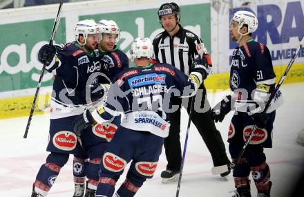 EBEL. Eishockey Bundesliga. EC VSV gegen HCB Suedtirol. Torjubel Benjamin Petrik, Brock McBride, Markus Schlacher, Eric Hunter (VSV). Villach, am 1.1.2016.
Foto: Kuess 


---
pressefotos, pressefotografie, kuess, qs, qspictures, sport, bild, bilder, bilddatenbank