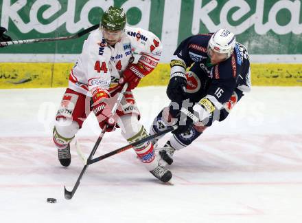 EBEL. Eishockey Bundesliga. EC VSV gegen HCB Suedtirol. Daniel Nageler,  (VSV), Hannes Oberdoerfer (Bozen). Villach, am 1.1.2016.
Foto: Kuess 


---
pressefotos, pressefotografie, kuess, qs, qspictures, sport, bild, bilder, bilddatenbank