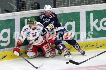 EBEL. Eishockey Bundesliga. EC VSV gegen HCB Suedtirol. Brock McBride,  (VSV), Jerry Pollastrone (Bozen). Villach, am 1.1.2016.
Foto: Kuess 


---
pressefotos, pressefotografie, kuess, qs, qspictures, sport, bild, bilder, bilddatenbank