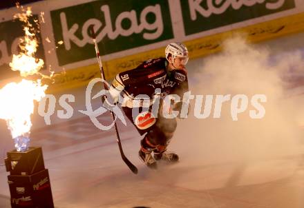 EBEL. Eishockey Bundesliga. EC VSV gegen HCB Suedtirol. Miha Verlic (VSV). Villach, am 1.1.2016.
Foto: Kuess 


---
pressefotos, pressefotografie, kuess, qs, qspictures, sport, bild, bilder, bilddatenbank