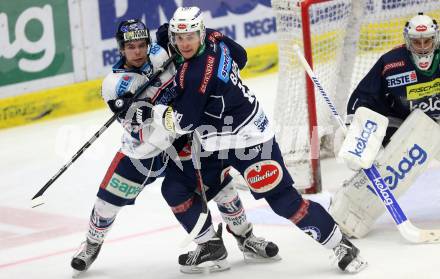 EBEL. Eishockey Bundesliga. EC VSV gegen Fehervar AV 19. Stefan Bacher,  (VSV), Christopher Bodo (Alba Volan). Villach, am 3.1.2016.
Foto: Kuess 


---
pressefotos, pressefotografie, kuess, qs, qspictures, sport, bild, bilder, bilddatenbank