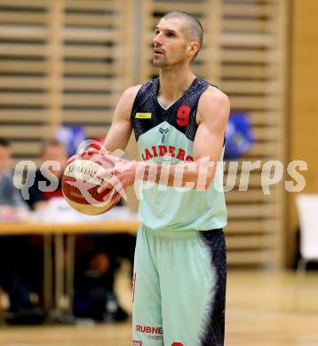 Basketball OEBV Cup. Raiders Villach gegen Swans Gmunden. Ales Primc (Villach). Villach, am 3.1.2016.
Foto: Kuess
---
pressefotos, pressefotografie, kuess, qs, qspictures, sport, bild, bilder, bilddatenbank