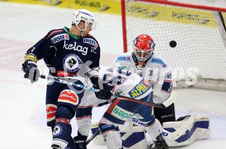 EBEL. Eishockey Bundesliga. EC VSV gegen Fehervar AV 19. Ziga pance,  (VSV), Miklos Rajna (Alba Volan). Villach, am 3.1.2016.
Foto: Kuess 


---
pressefotos, pressefotografie, kuess, qs, qspictures, sport, bild, bilder, bilddatenbank