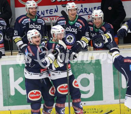 EBEL. Eishockey Bundesliga. EC VSV gegen HCB Suedtirol. Torjubel Dustin Johner,   Ryan McKiernan, Benjamin Petrik, Daniel Nageler, Brock McBride (VSV). Villach, am 1.1.2016.
Foto: Kuess 


---
pressefotos, pressefotografie, kuess, qs, qspictures, sport, bild, bilder, bilddatenbank