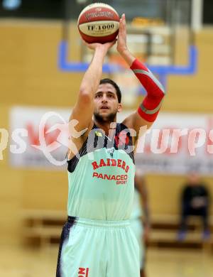 Basketball OEBV Cup. Raiders Villach gegen Swans Gmunden. Marko Kolaric (Villach). Villach, am 3.1.2016.
Foto: Kuess
---
pressefotos, pressefotografie, kuess, qs, qspictures, sport, bild, bilder, bilddatenbank