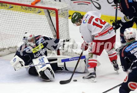 EBEL. Eishockey Bundesliga. EC VSV gegen HCB Suedtirol. Jean Philippe Lamoureux,  (VSV), Stephen Saviano (Bozen). Villach, am 1.1.2016.
Foto: Kuess 


---
pressefotos, pressefotografie, kuess, qs, qspictures, sport, bild, bilder, bilddatenbank