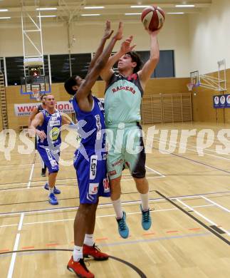 Basketball OEBV Cup. Raiders Villach gegen Swans Gmunden. Andreas Kuttnig (Villach), Jarvis Ray (Gmunden). Villach, am 3.1.2016.
Foto: Kuess
---
pressefotos, pressefotografie, kuess, qs, qspictures, sport, bild, bilder, bilddatenbank