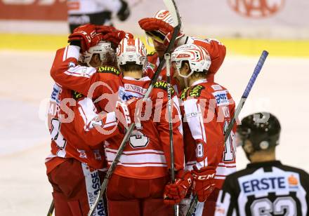 EBEL. Eishockey Bundesliga. KAC gegen HDD TELEMACH Olimpija Ljubljana. Torjubel Thomas Koch, Jason Desantis, Jamie Lundmark (KAC). Klagenfurt, am 8.1.2016.
Foto: Kuess

---
pressefotos, pressefotografie, kuess, qs, qspictures, sport, bild, bilder, bilddatenbank