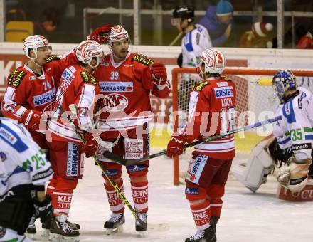 EBEL. Eishockey Bundesliga. KAC gegen HDD TELEMACH Olimpija Ljubljana. Torjubel Jamie Lundmark, Jean Francois Jacques, Manuel Geier, Thomas Koch (KAC). Klagenfurt, am 8.1.2016.
Foto: Kuess

---
pressefotos, pressefotografie, kuess, qs, qspictures, sport, bild, bilder, bilddatenbank