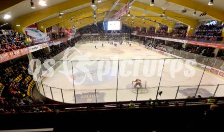 EBEL. Eishockey Bundesliga. KAC gegen HDD TELEMACH Olimpija Ljubljana. Fans, Transparente. (KAC). Klagenfurt, am 8.1.2016.
Foto: Kuess

---
pressefotos, pressefotografie, kuess, qs, qspictures, sport, bild, bilder, bilddatenbank