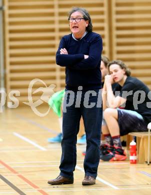 Basketball 2. Bundesliga 2015/16 Grunddurchgang 14. Runde. Raiders Villach gegen Radenthein Garnets.  Trainer Miran Cilensek (Villach). Villach, am 9.1.2016.
Foto: Kuess
---
pressefotos, pressefotografie, kuess, qs, qspictures, sport, bild, bilder, bilddatenbank