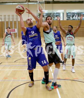 Basketball 2. Bundesliga 2015/16 Grunddurchgang 14. Runde. Raiders Villach gegen Radenthein Garnets. Marko Kolaric,  (Villach), Vjeran Soldo (Radenthein). Villach, am 9.1.2016.
Foto: Kuess
---
pressefotos, pressefotografie, kuess, qs, qspictures, sport, bild, bilder, bilddatenbank