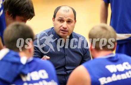 Basketball 2. Bundesliga 2015/16 Grunddurchgang 14. Runde. Raiders Villach gegen Radenthein Garnets.  Trainer Goran Jovanovic (Radenthein). Villach, am 9.1.2016.
Foto: Kuess
---
pressefotos, pressefotografie, kuess, qs, qspictures, sport, bild, bilder, bilddatenbank