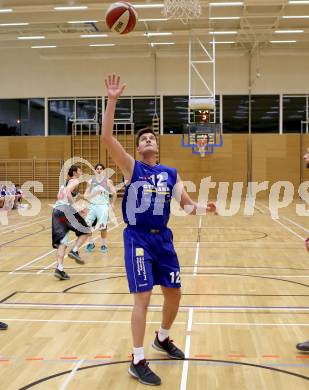 Basketball 2. Bundesliga 2015/16 Grunddurchgang 14. Runde. Raiders Villach gegen Radenthein Garnets. Luka Zavrsnik (Radenthein). Villach, am 9.1.2016.
Foto: Kuess
---
pressefotos, pressefotografie, kuess, qs, qspictures, sport, bild, bilder, bilddatenbank