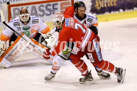 EBEL. Eishockey Bundesliga. KAC gegen 	Moser Medical Graz 99ers. Jamie Lundmark, (KAC), Kevin Mitchell, Sebastian Dahm (Graz). Klagenfurt, am 10.1.2016.
Foto: Kuess

---
pressefotos, pressefotografie, kuess, qs, qspictures, sport, bild, bilder, bilddatenbank