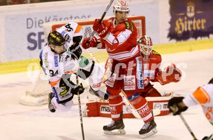 EBEL. Eishockey Bundesliga. KAC gegen 	Moser Medical Graz 99ers. Mark Popovic, (KAC), Daniel Natter  (Graz). Klagenfurt, am 10.1.2016.
Foto: Kuess

---
pressefotos, pressefotografie, kuess, qs, qspictures, sport, bild, bilder, bilddatenbank