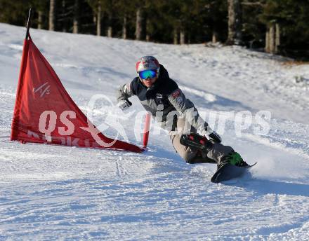 Snowboard. Training. Landeskader Kaernten.  Ina Meschik. Simonhoehe, 13.1.2016.
Foto: Kuess
---
pressefotos, pressefotografie, kuess, qs, qspictures, sport, bild, bilder, bilddatenbank