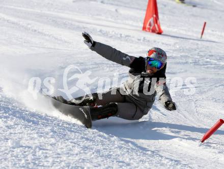 Snowboard. Training. Landeskader Kaernten.  Ina Meschik. Simonhoehe, 13.1.2016.
Foto: Kuess
---
pressefotos, pressefotografie, kuess, qs, qspictures, sport, bild, bilder, bilddatenbank