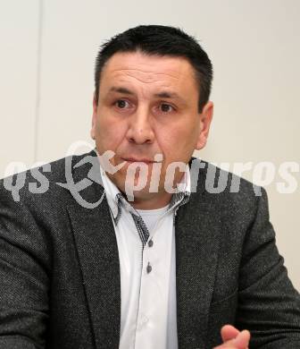 Fussball. Pressekonferenz Akademie RZ Pellets WAC. Christian Puff. Klagenfurt, 13.1.2016.
Foto: Kuess
---
pressefotos, pressefotografie, kuess, qs, qspictures, sport, bild, bilder, bilddatenbank