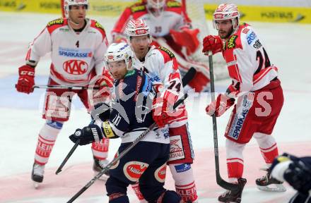 EBEL. Eishockey Bundesliga. EC VSV gegen KAC. Brock McBride, Jamie Lundmark,  (VSV), Mark Popovic, Steven Strong (KAC). Villach, am 15.1.2016.
Foto: Kuess 


---
pressefotos, pressefotografie, kuess, qs, qspictures, sport, bild, bilder, bilddatenbank