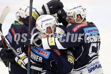 EBEL. Eishockey Bundesliga. EC VSV gegen HC Orli Znojmo. Torjubel (VSV). Villach, am 17.1.2016.
Foto: Kuess 


---
pressefotos, pressefotografie, kuess, qs, qspictures, sport, bild, bilder, bilddatenbank